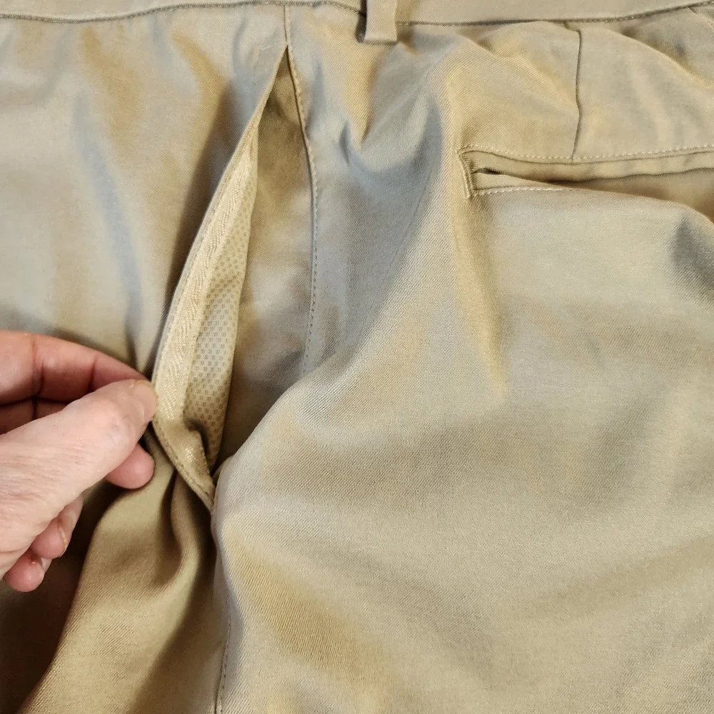 Nike Dri Fit Flex Shorts‎ Mens Size 40 Beige Standard Fit Golf Casual Preppy